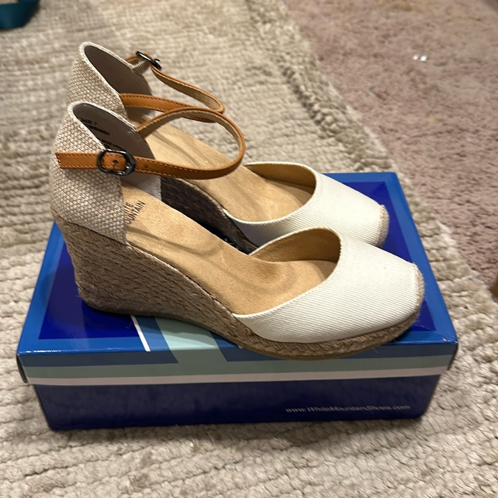 White Mountain Mamba Espadrille Wedge